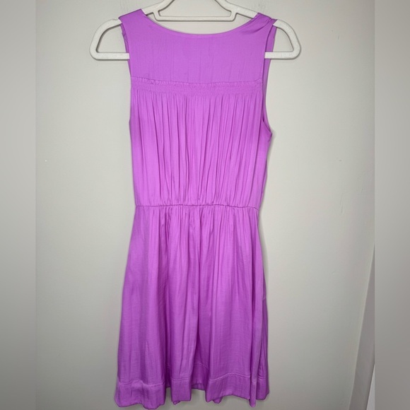 Banana Republic Satiny Knee midi Length sleeveless dress purple Size 2 - Picture 2 of 8
